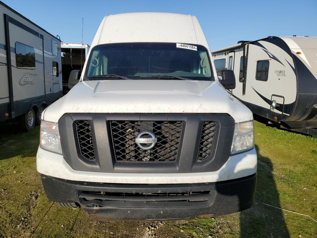 Photo 4 VIN: 1N6BF0LY6HN810611 - NISSAN NV 