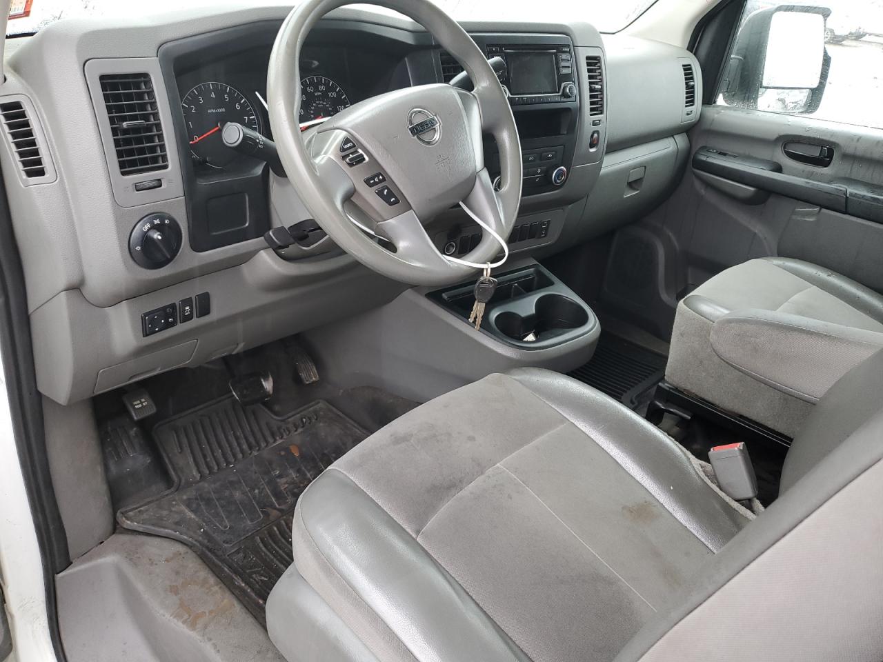 Photo 7 VIN: 1N6BF0LY6JN805611 - NISSAN NV 