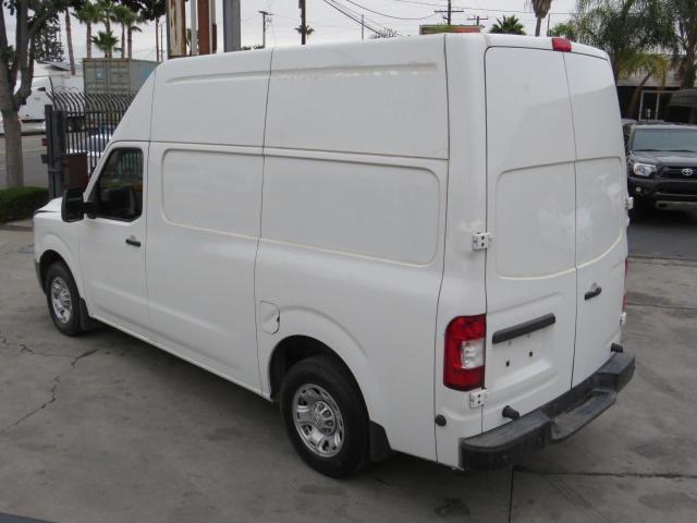 Photo 2 VIN: 1N6BF0LY7MN803516 - NISSAN NV 2500 S 