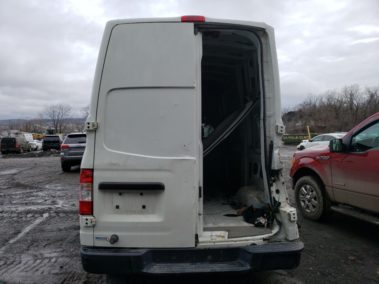 Photo 5 VIN: 1N6BF0LY8HN801070 - NISSAN NV 