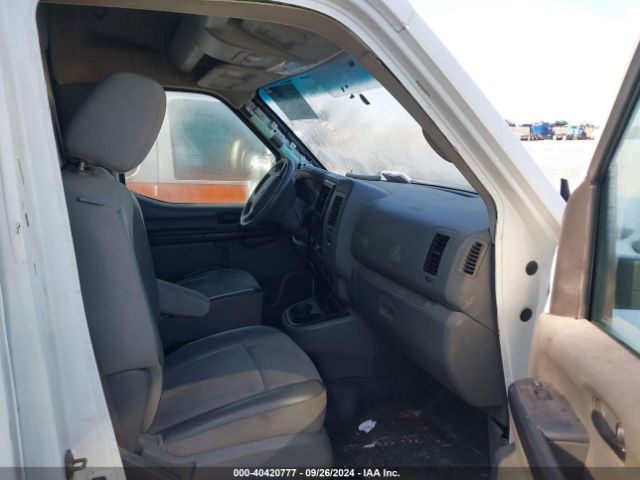 Photo 6 VIN: 1N6BF0LY9JN802055 - NISSAN NV 