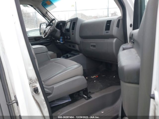 Photo 4 VIN: 1N6BF0LY9MN808457 - NISSAN NV CARGO NV2500 HD 