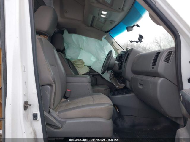 Photo 4 VIN: 1N6BF0LYXJN809211 - NISSAN NV CARGO NV2500 HD 