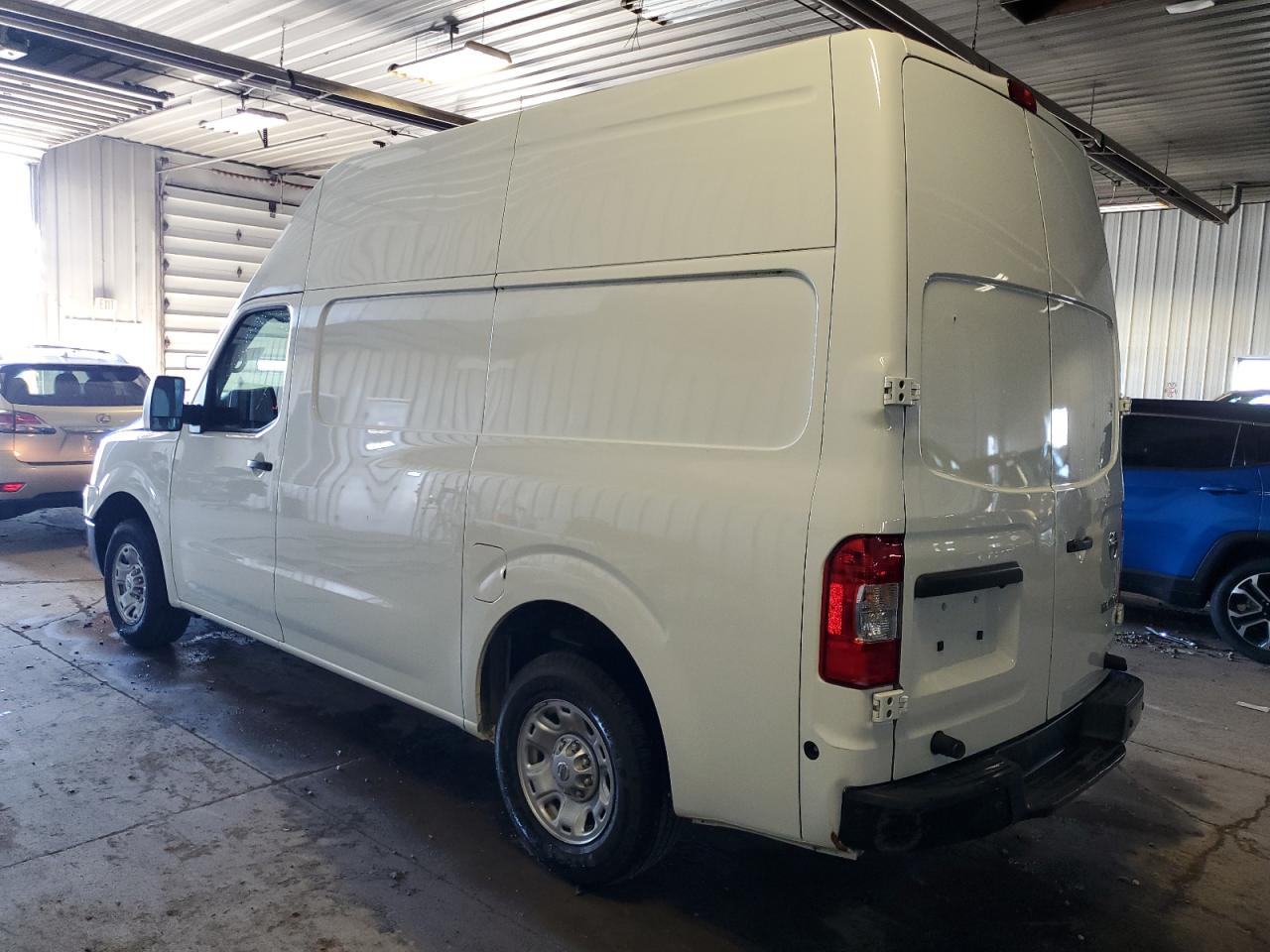 Photo 1 VIN: 1N6BF0LYXKN810859 - NISSAN NV 