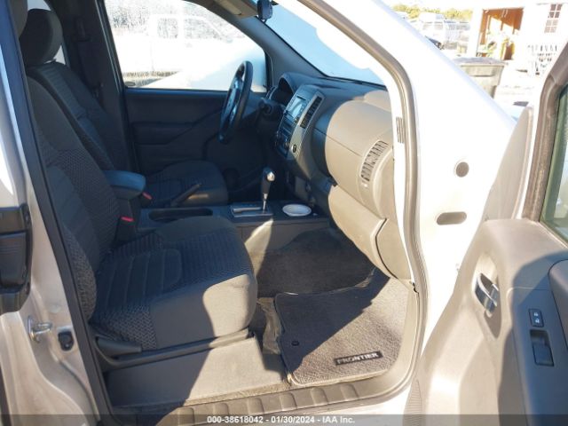 Photo 4 VIN: 1N6DD0CU4JN707771 - NISSAN FRONTIER 