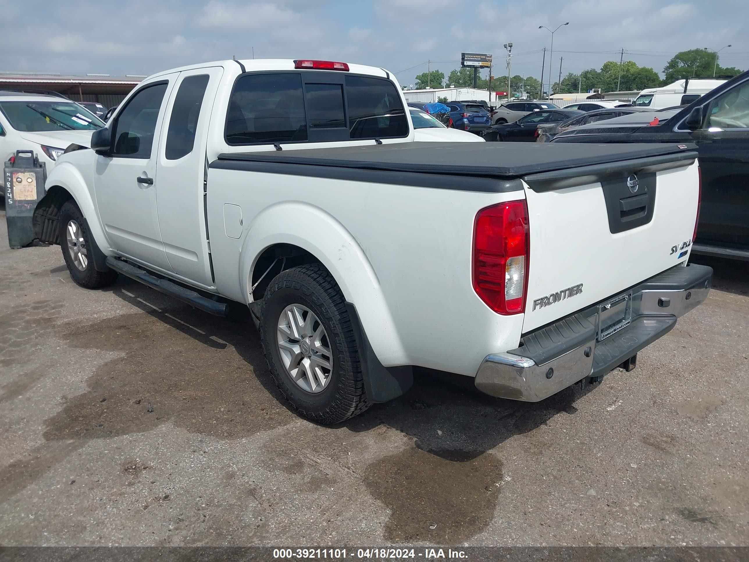 Photo 2 VIN: 1N6DD0CW7JN726008 - NISSAN NAVARA (FRONTIER) 