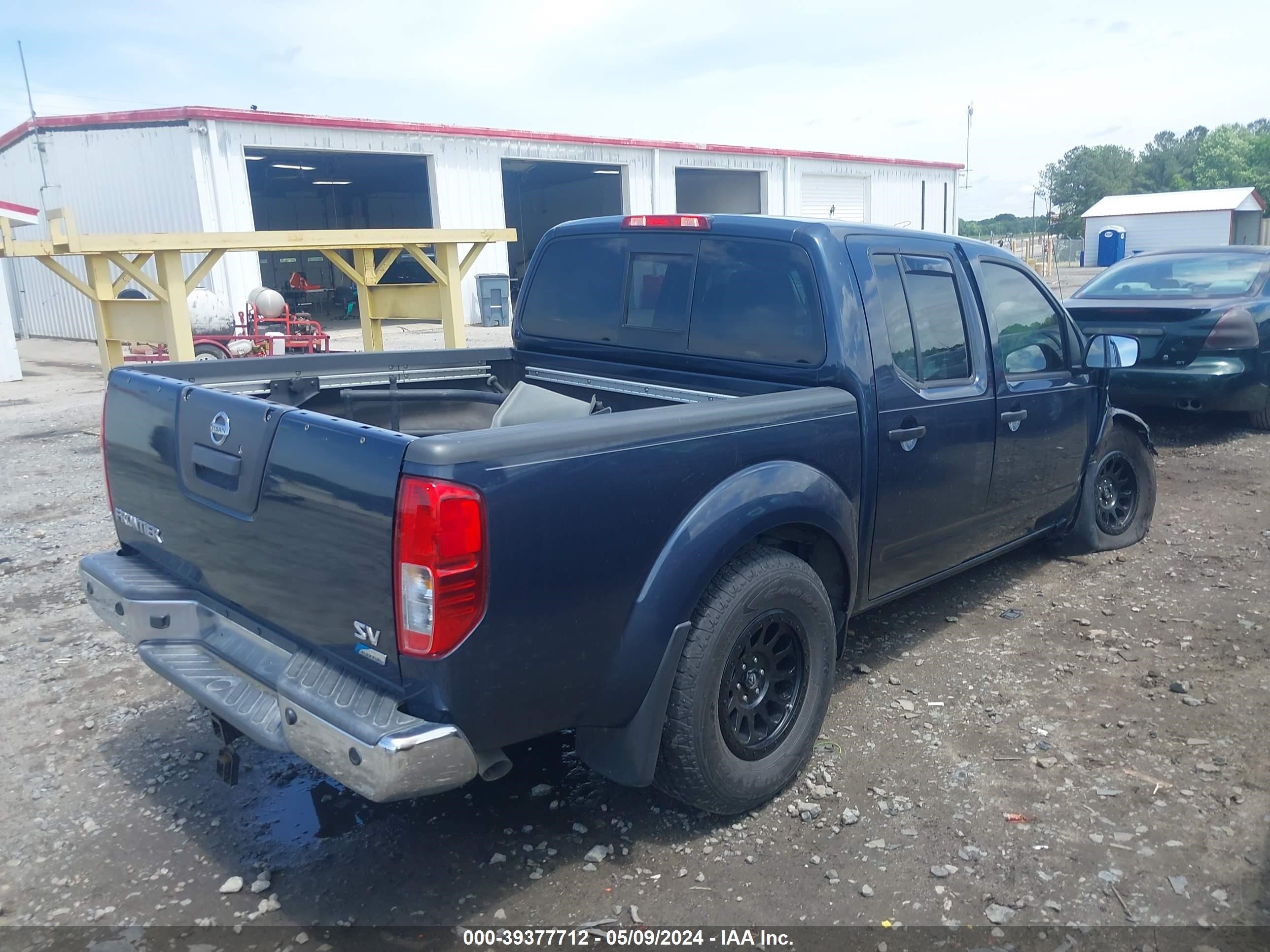 Photo 3 VIN: 1N6DD0ER0HN740981 - NISSAN NAVARA (FRONTIER) 