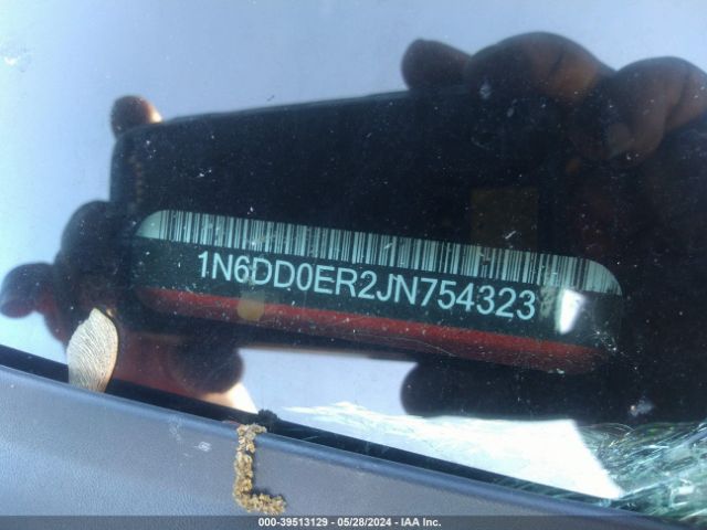 Photo 8 VIN: 1N6DD0ER2JN754323 - NISSAN FRONTIER 