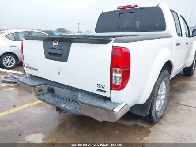 Photo 5 VIN: 1N6DD0ER6JN715802 - NISSAN FRONTIER 