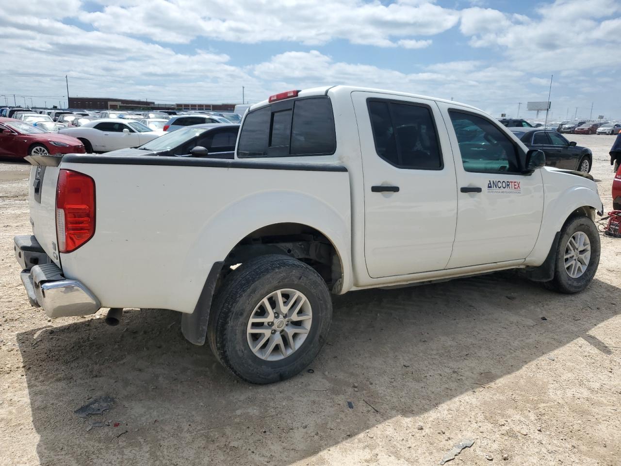 Photo 2 VIN: 1N6DD0ER9JN768669 - NISSAN NAVARA (FRONTIER) 