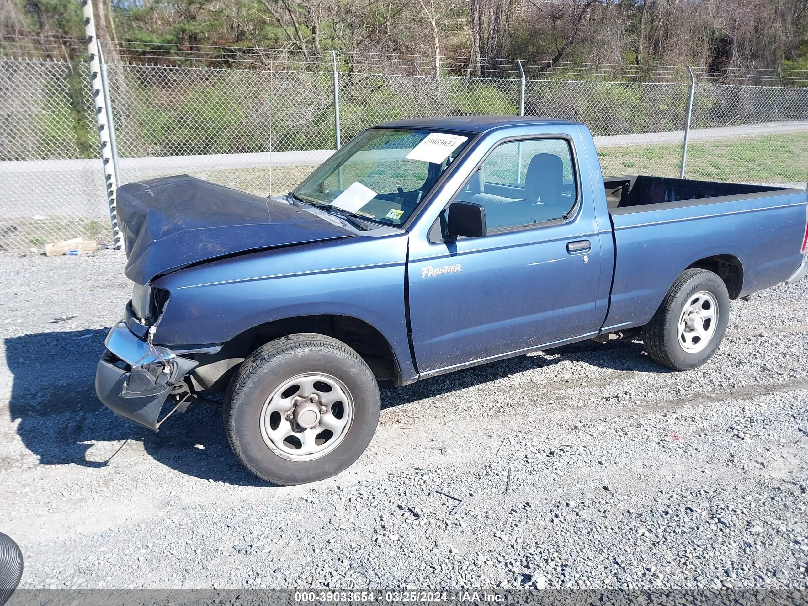 Photo 1 VIN: 1N6DD21S1YC423680 - NISSAN NAVARA (FRONTIER) 