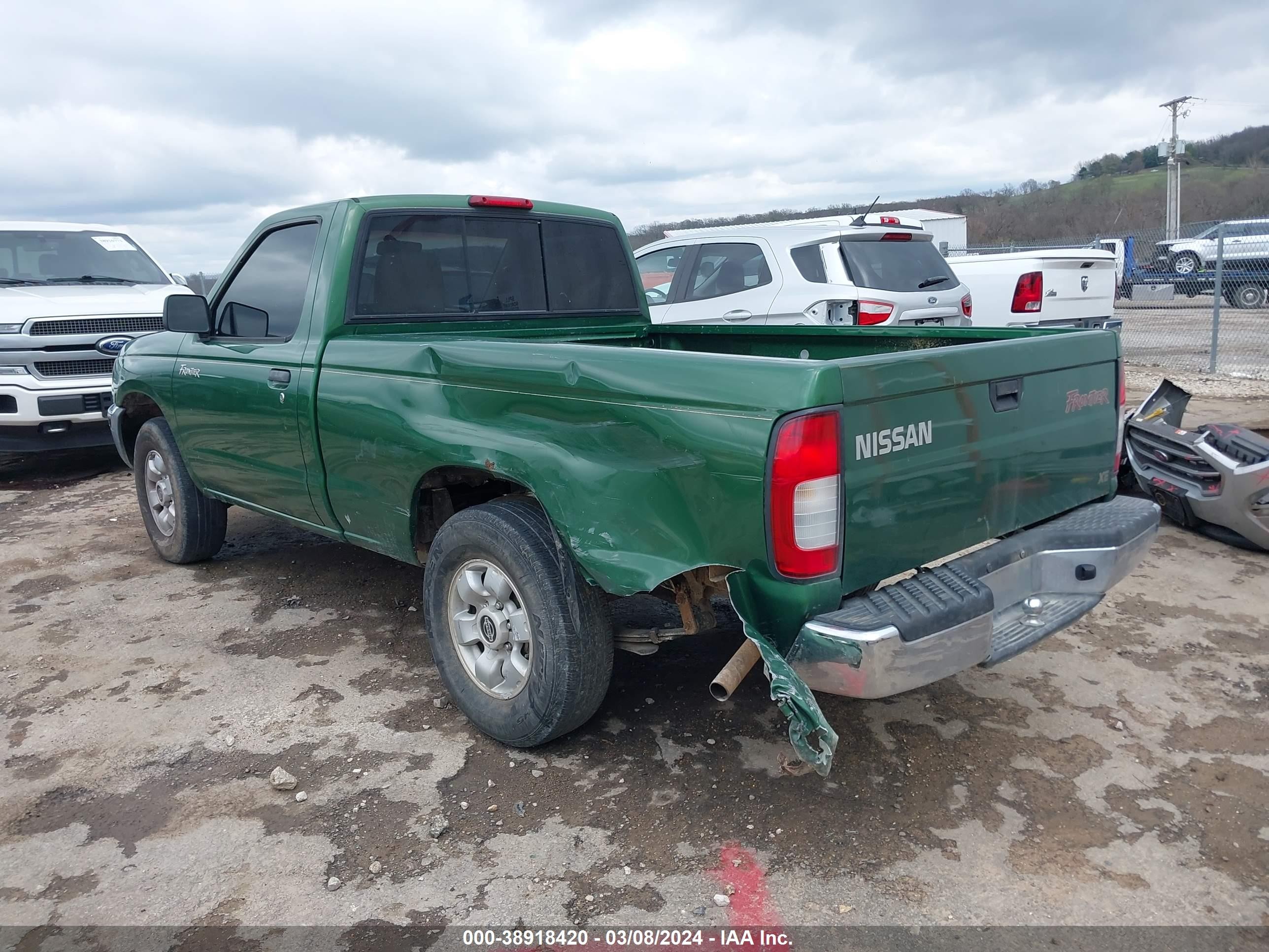 Photo 2 VIN: 1N6DD21S3WC325456 - NISSAN NAVARA (FRONTIER) 