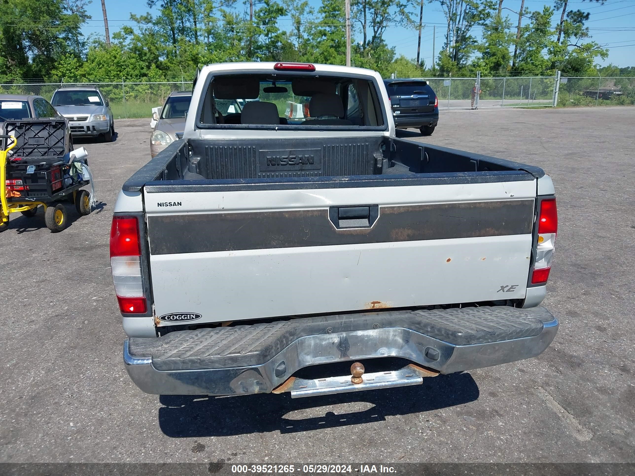 Photo 17 VIN: 1N6DD26S1XC344646 - NISSAN FRONTIER 