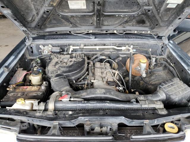 Photo 10 VIN: 1N6DD26S4XC315819 - NISSAN FRONTIER 