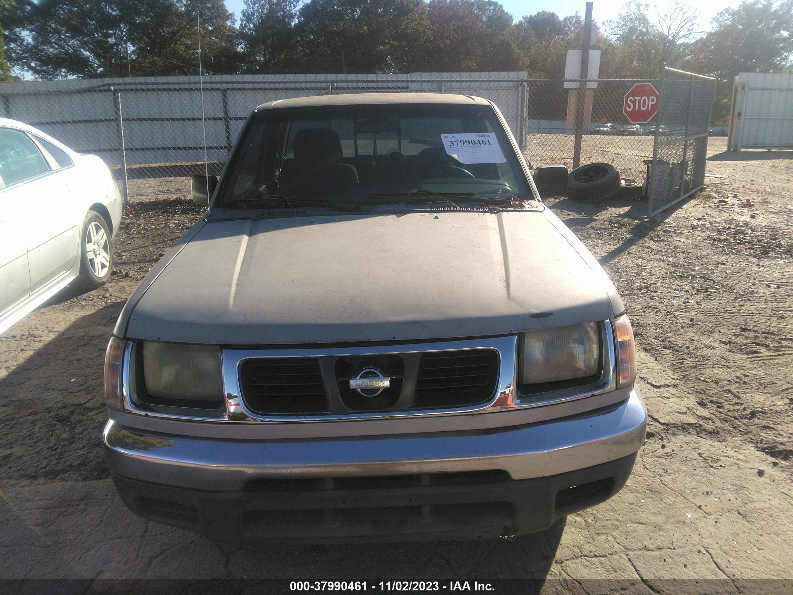 Photo 5 VIN: 1N6DD26S5XC320530 - NISSAN NAVARA (FRONTIER) 