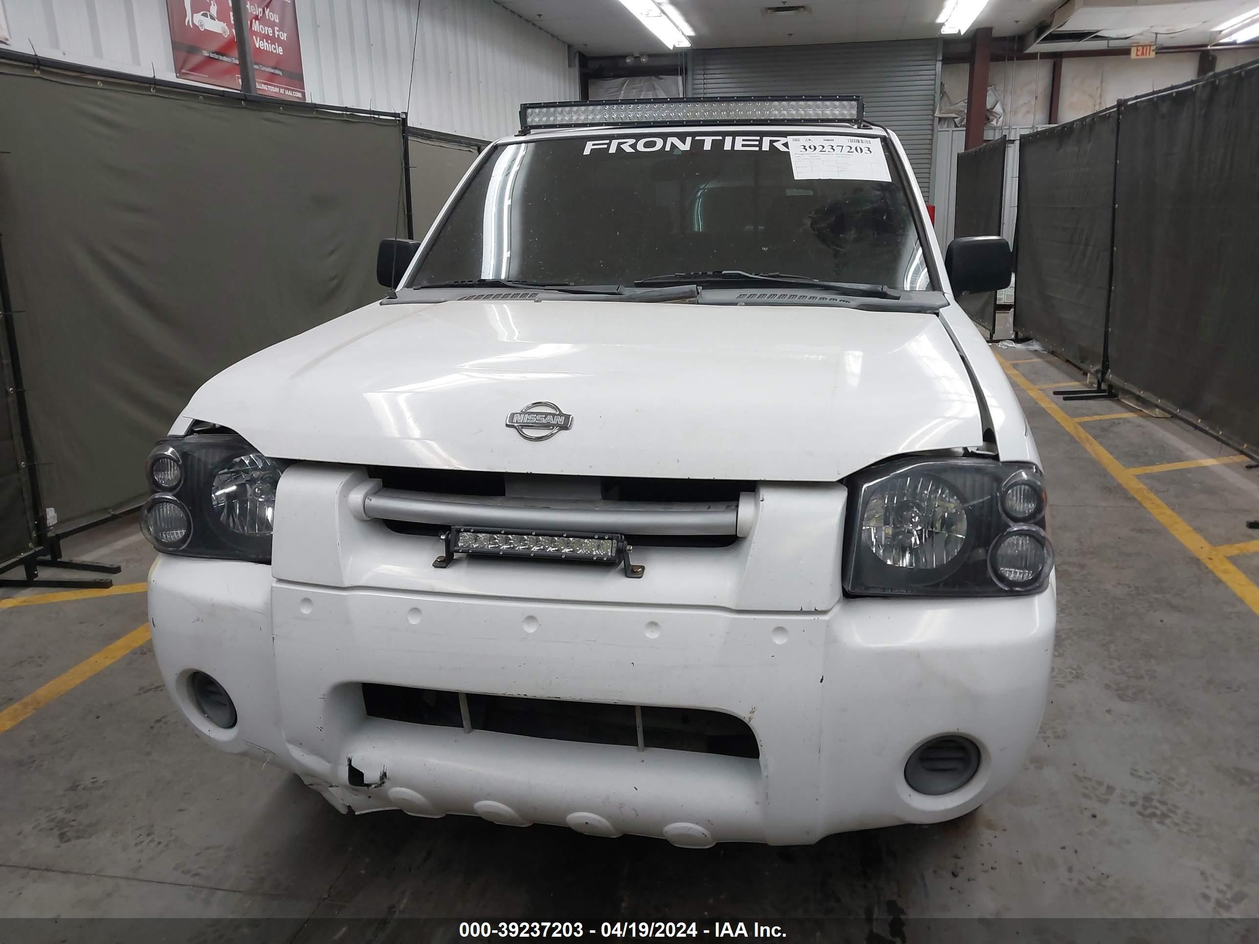 Photo 10 VIN: 1N6DD26S61C346660 - NISSAN NAVARA (FRONTIER) 