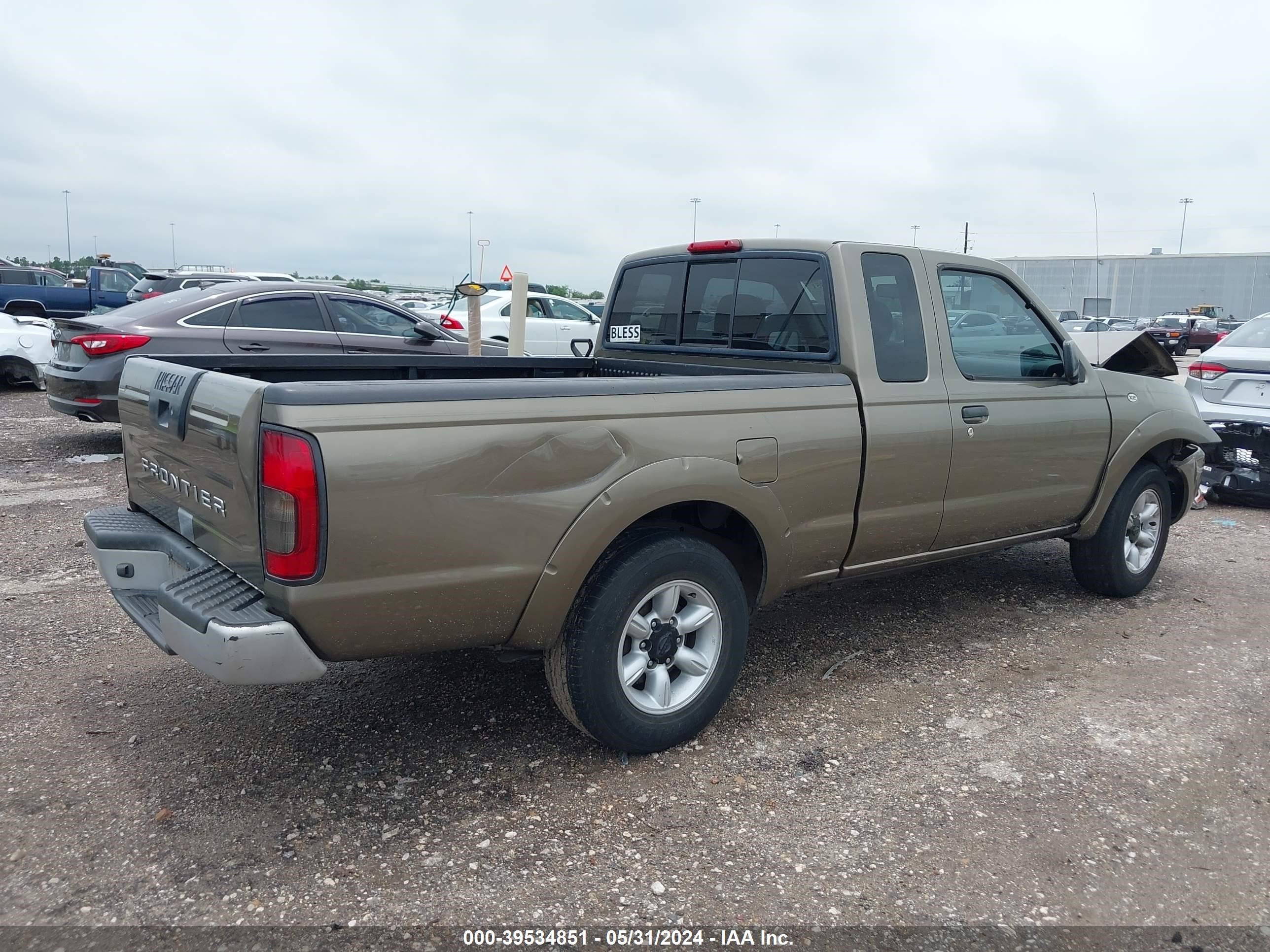 Photo 3 VIN: 1N6DD26S81C366442 - NISSAN NAVARA (FRONTIER) 