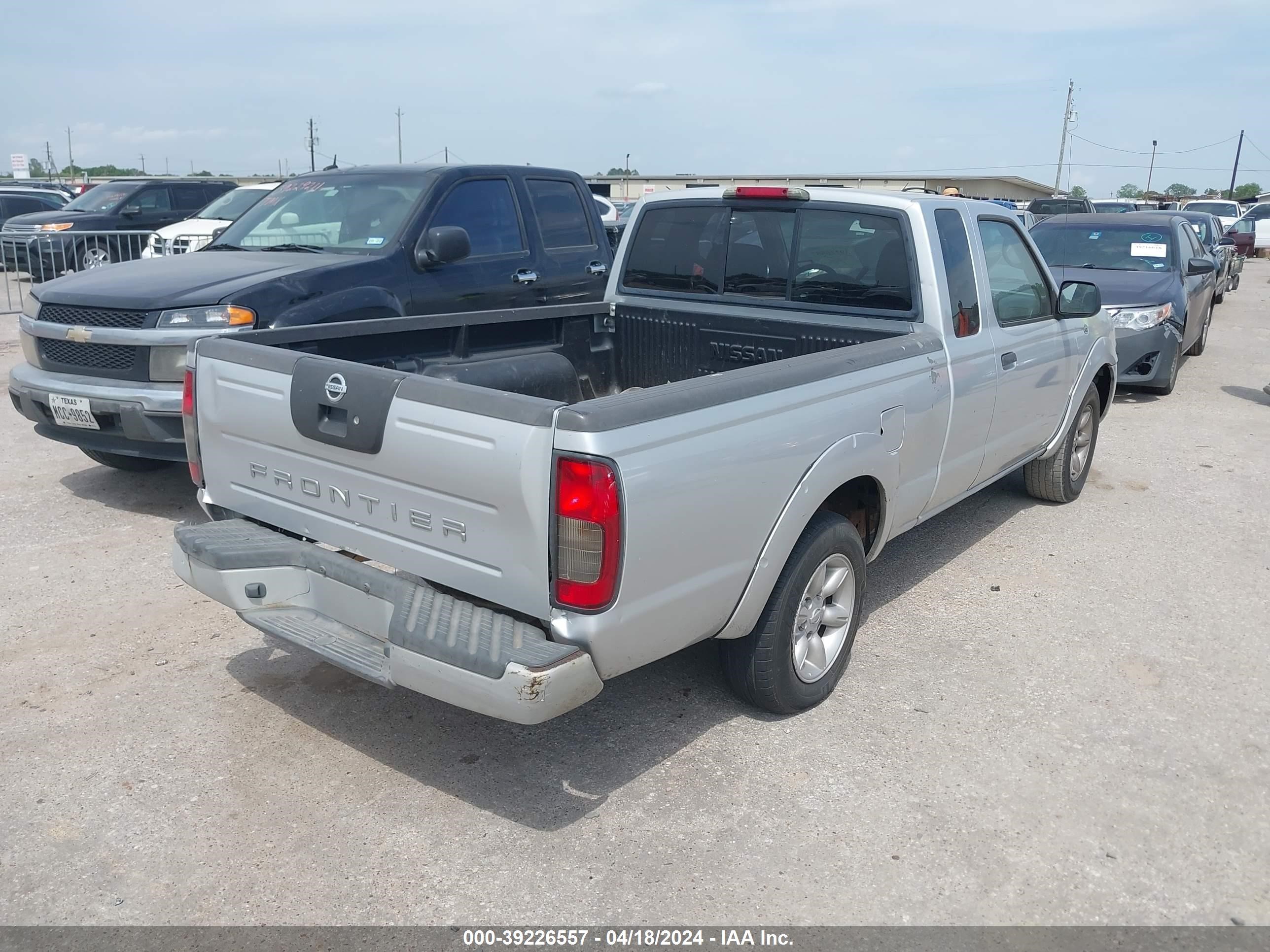 Photo 3 VIN: 1N6DD26T34C444879 - NISSAN NAVARA (FRONTIER) 