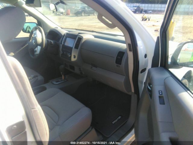 Photo 4 VIN: 1N6ED0CE8LN728574 - NISSAN FRONTIER 