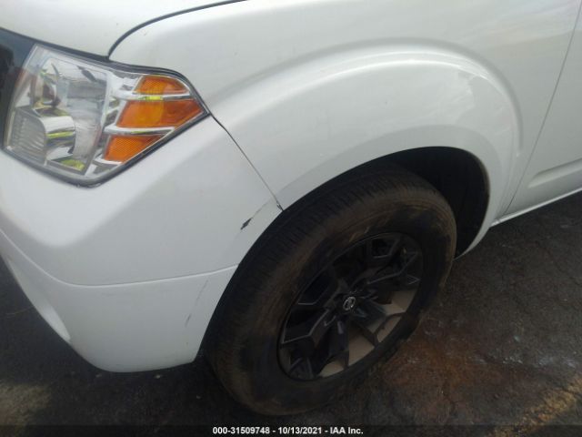 Photo 5 VIN: 1N6ED0EA5LN708826 - NISSAN FRONTIER 