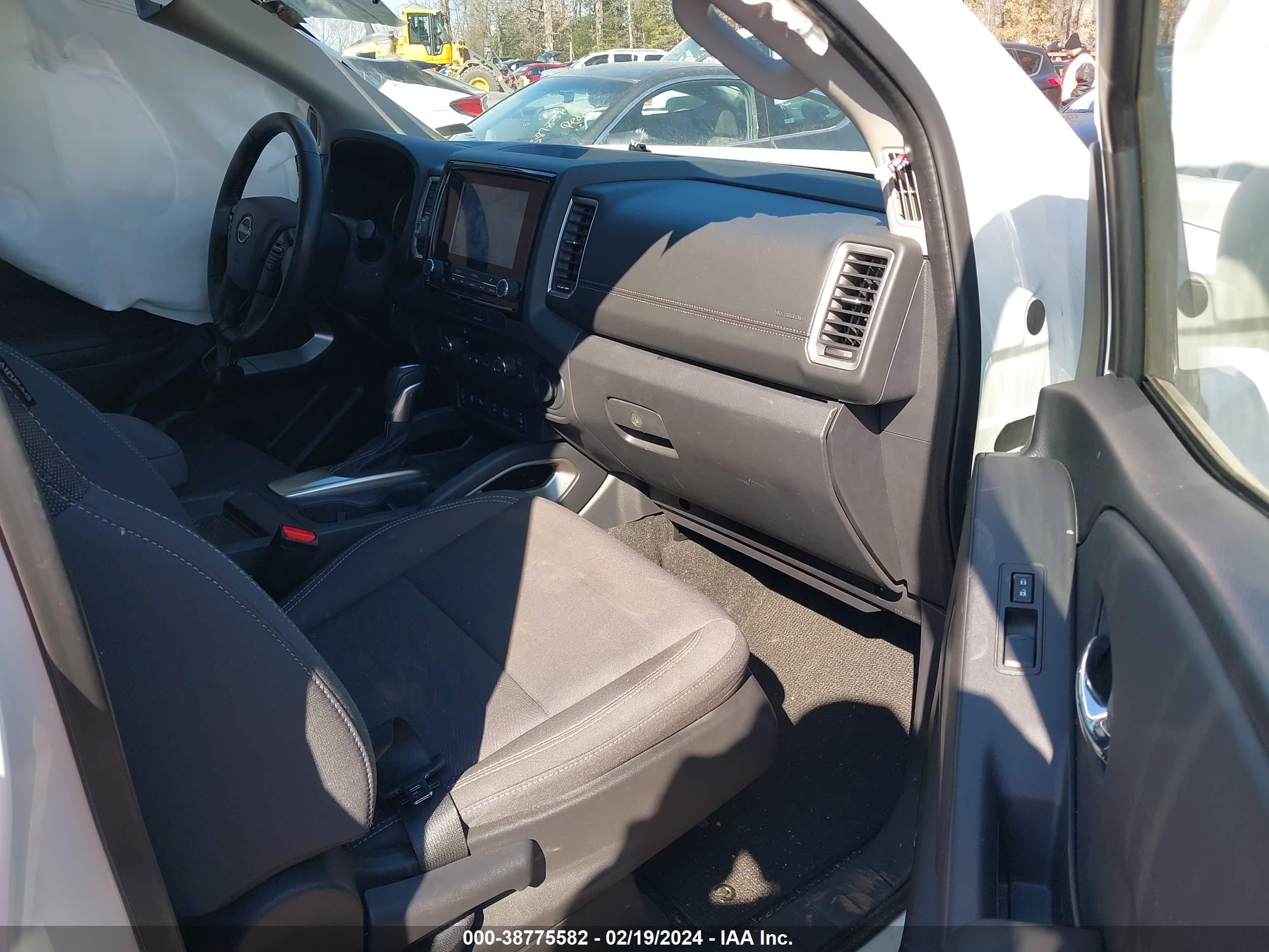 Photo 4 VIN: 1N6ED1EJXNN606690 - NISSAN NAVARA (FRONTIER) 