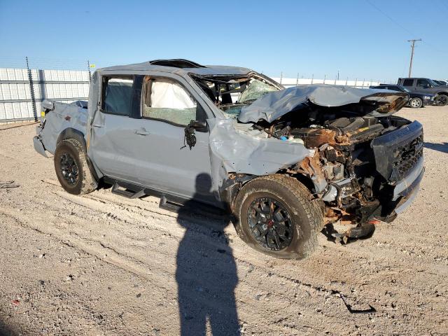 Photo 3 VIN: 1N6ED1EK8PN666074 - NISSAN FRONTIER 