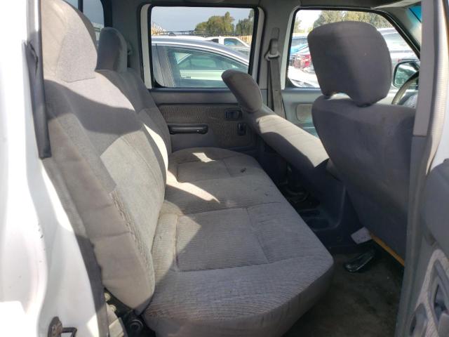 Photo 9 VIN: 1N6ED27T6YC322932 - NISSAN FRONTIER 