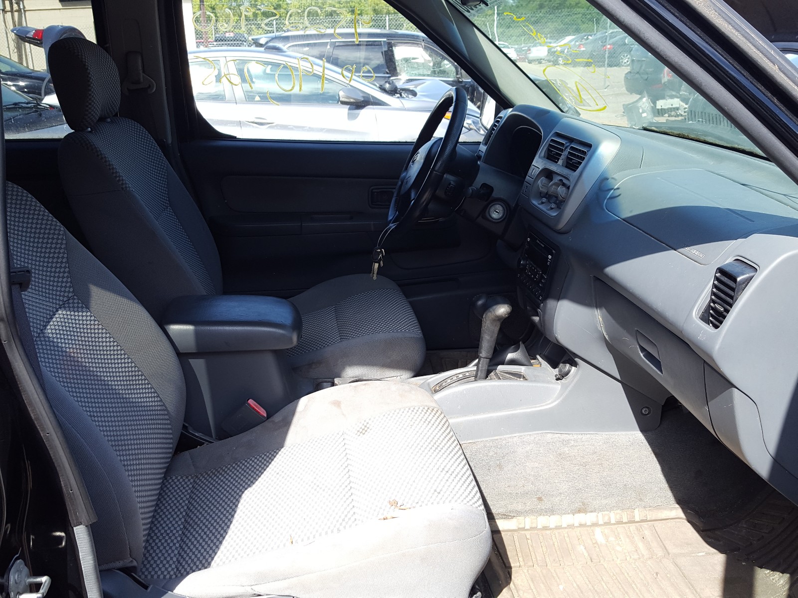 Photo 4 VIN: 1N6ED27Y81C341385 - NISSAN FRONTIER C 