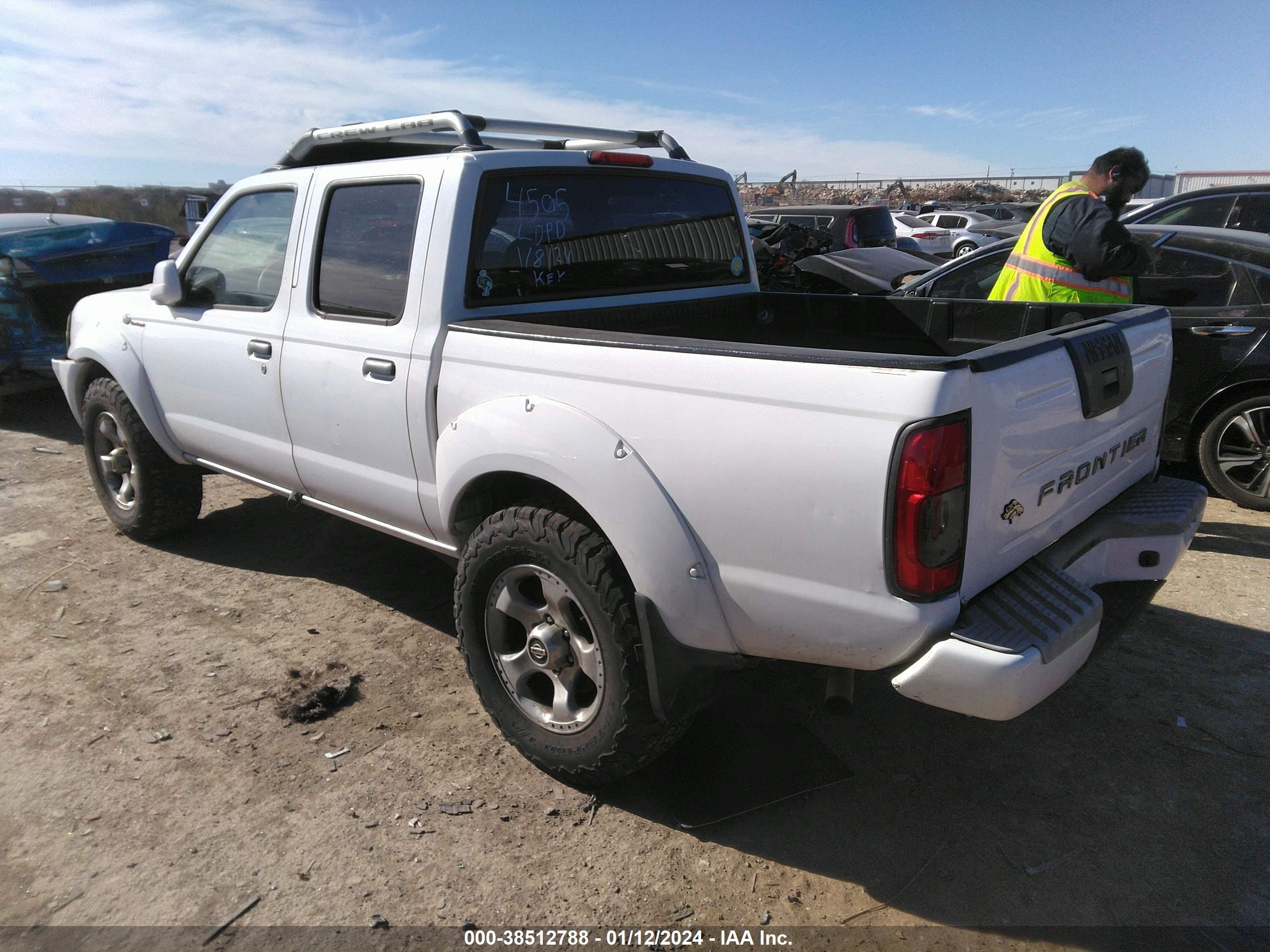 Photo 2 VIN: 1N6MD27T11C372316 - NISSAN NAVARA (FRONTIER) 