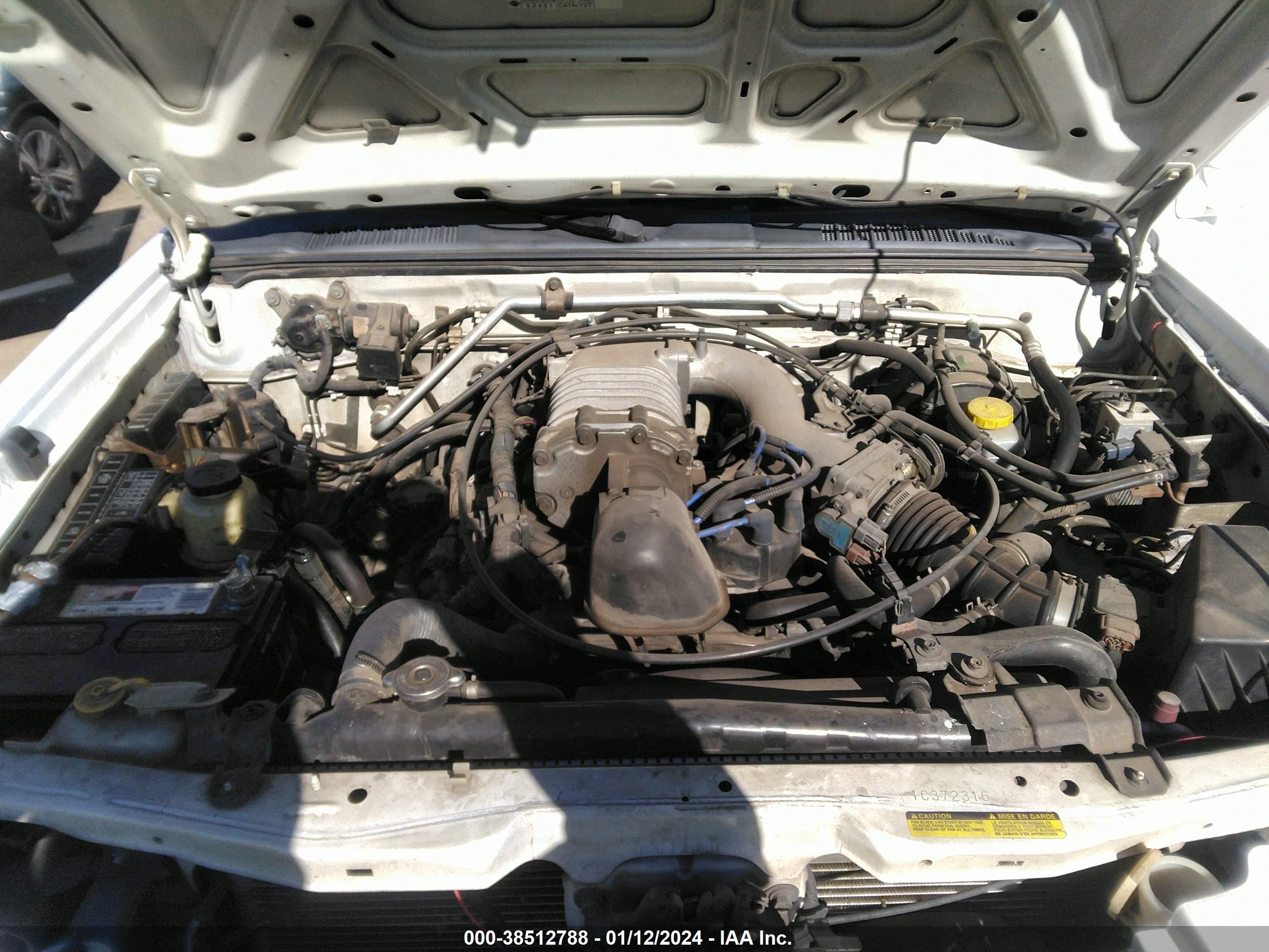 Photo 9 VIN: 1N6MD27T11C372316 - NISSAN NAVARA (FRONTIER) 