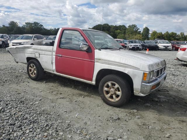 Photo 3 VIN: 1N6SD11S1VC359069 - NISSAN TRUCK BASE 