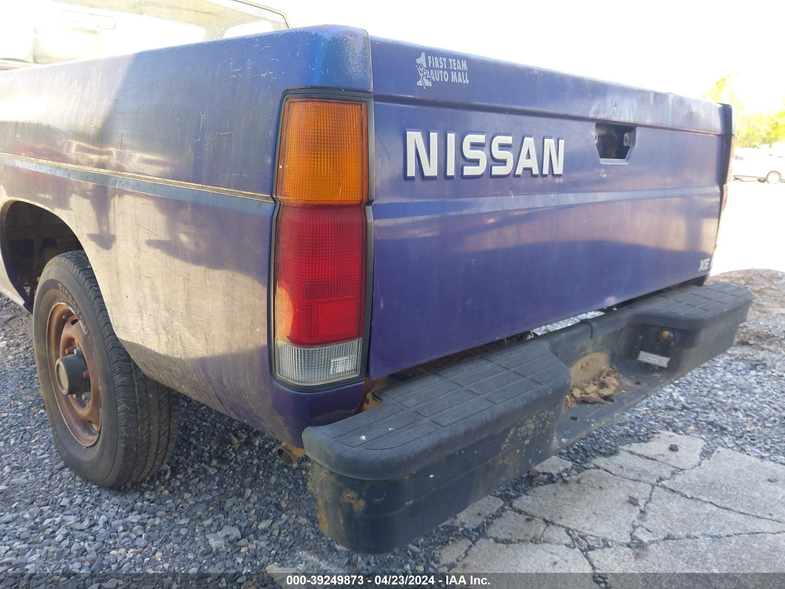 Photo 12 VIN: 1N6SD11S2TC326966 - NISSAN NULL 