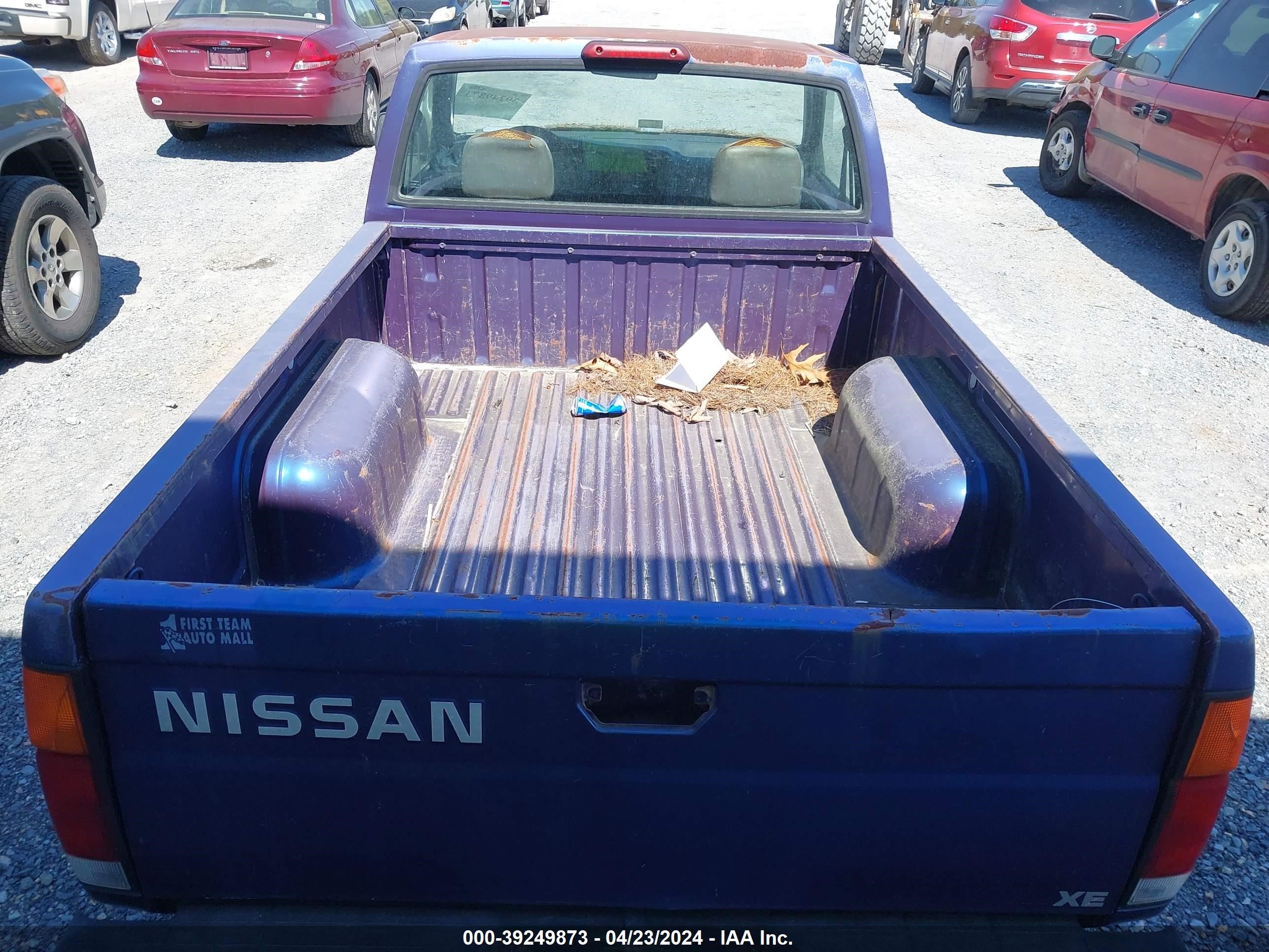 Photo 13 VIN: 1N6SD11S2TC326966 - NISSAN NULL 