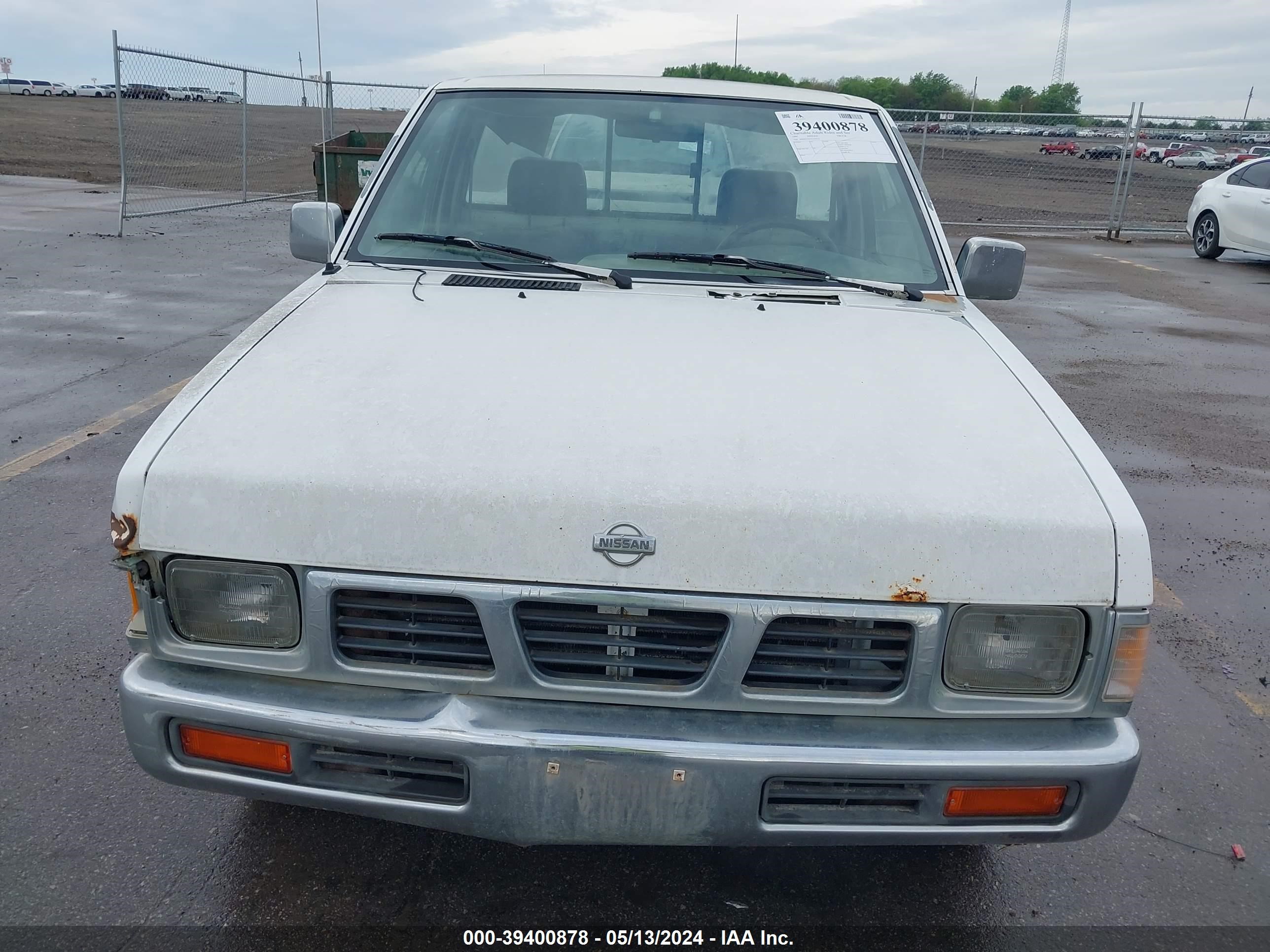 Photo 5 VIN: 1N6SD11S2VC419327 - NISSAN NULL 