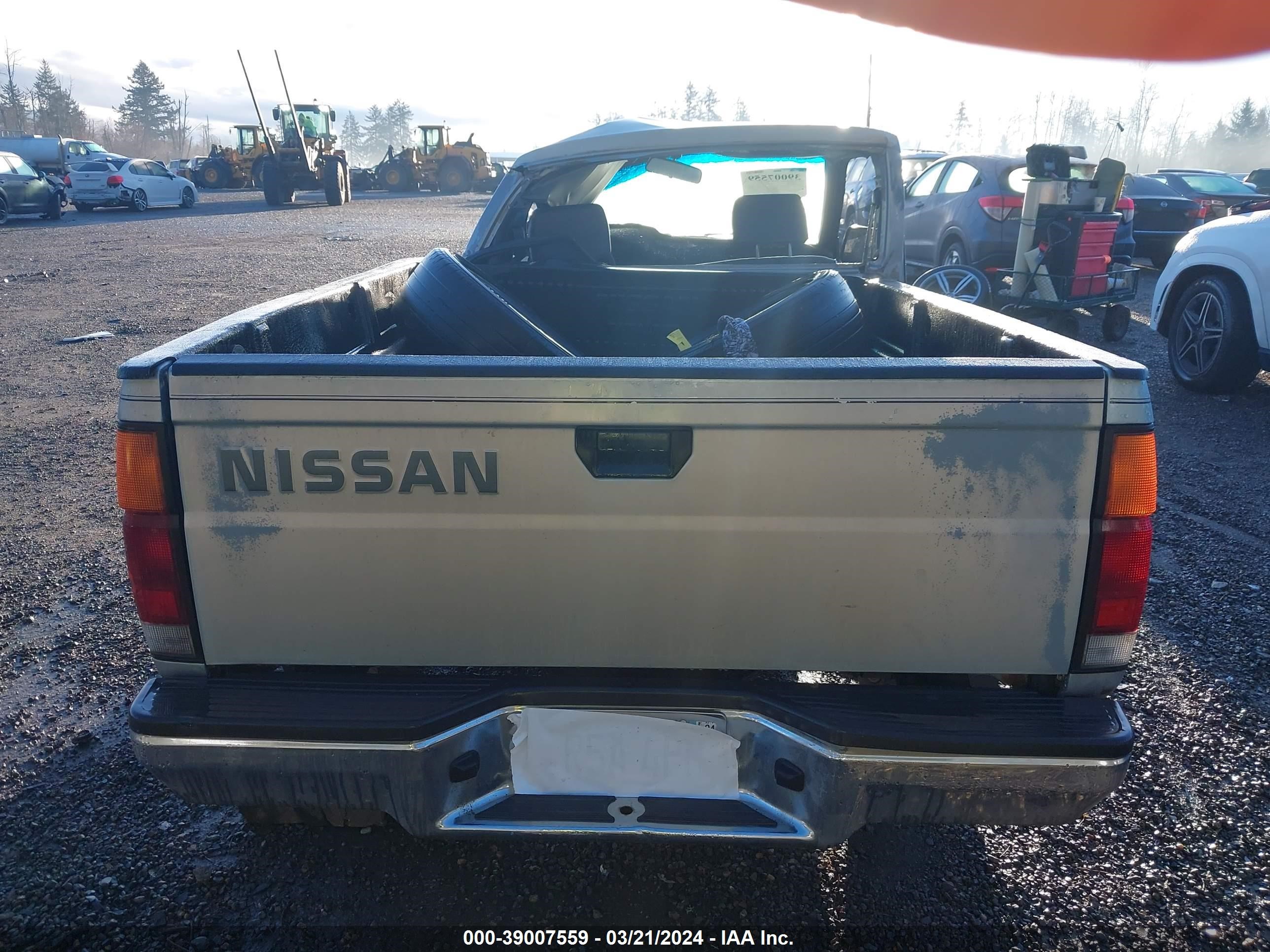 Photo 15 VIN: 1N6SD11S3MC394632 - NISSAN NULL 