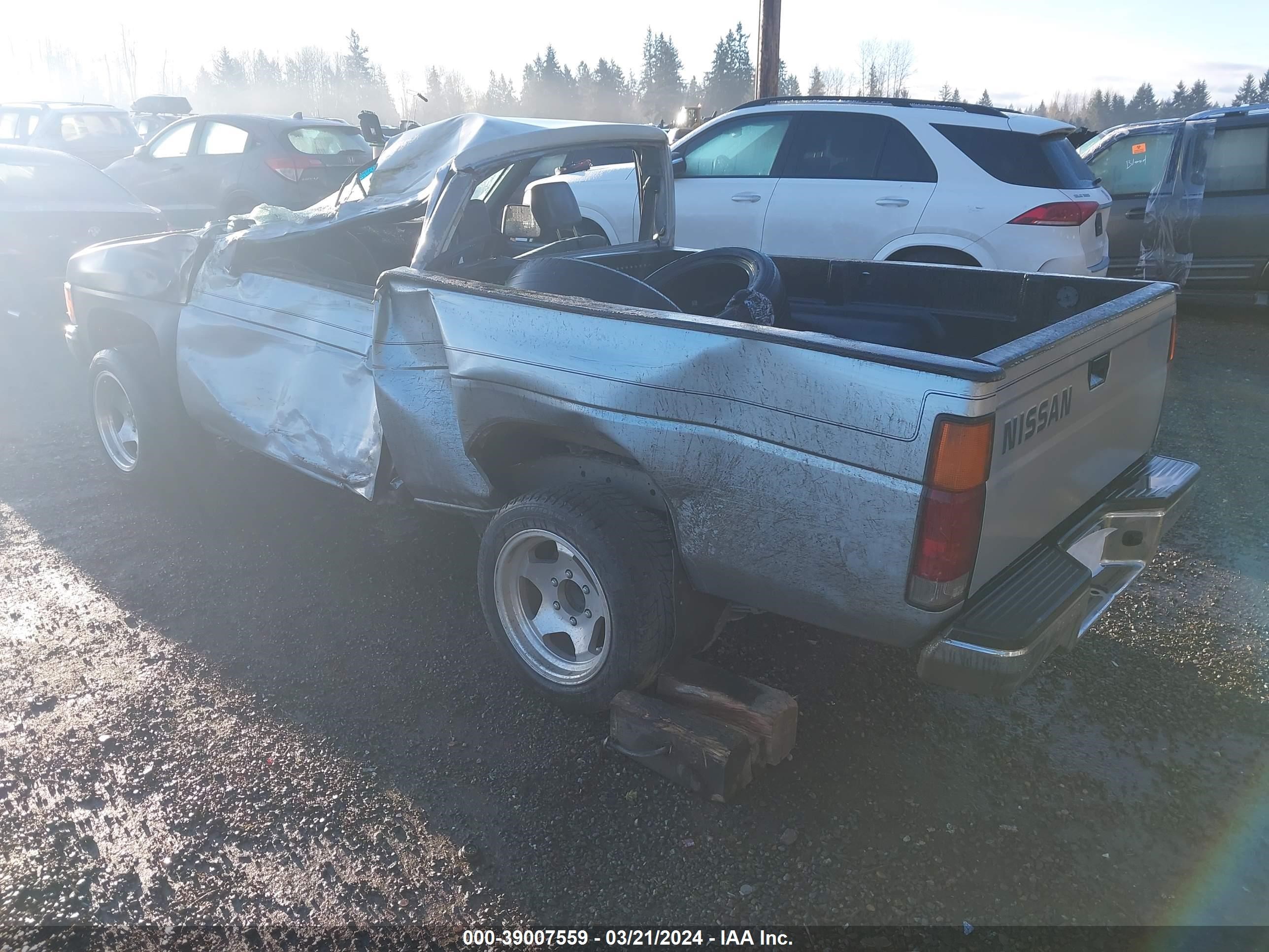 Photo 2 VIN: 1N6SD11S3MC394632 - NISSAN NULL 