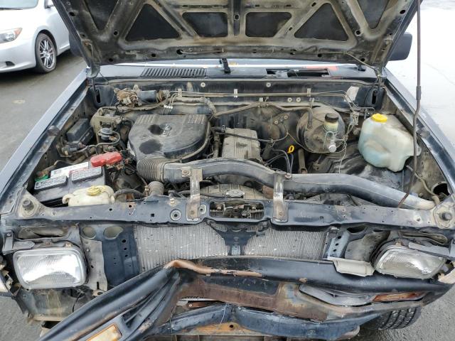 Photo 10 VIN: 1N6SD11S3VC328843 - NISSAN TRUCK BASE 