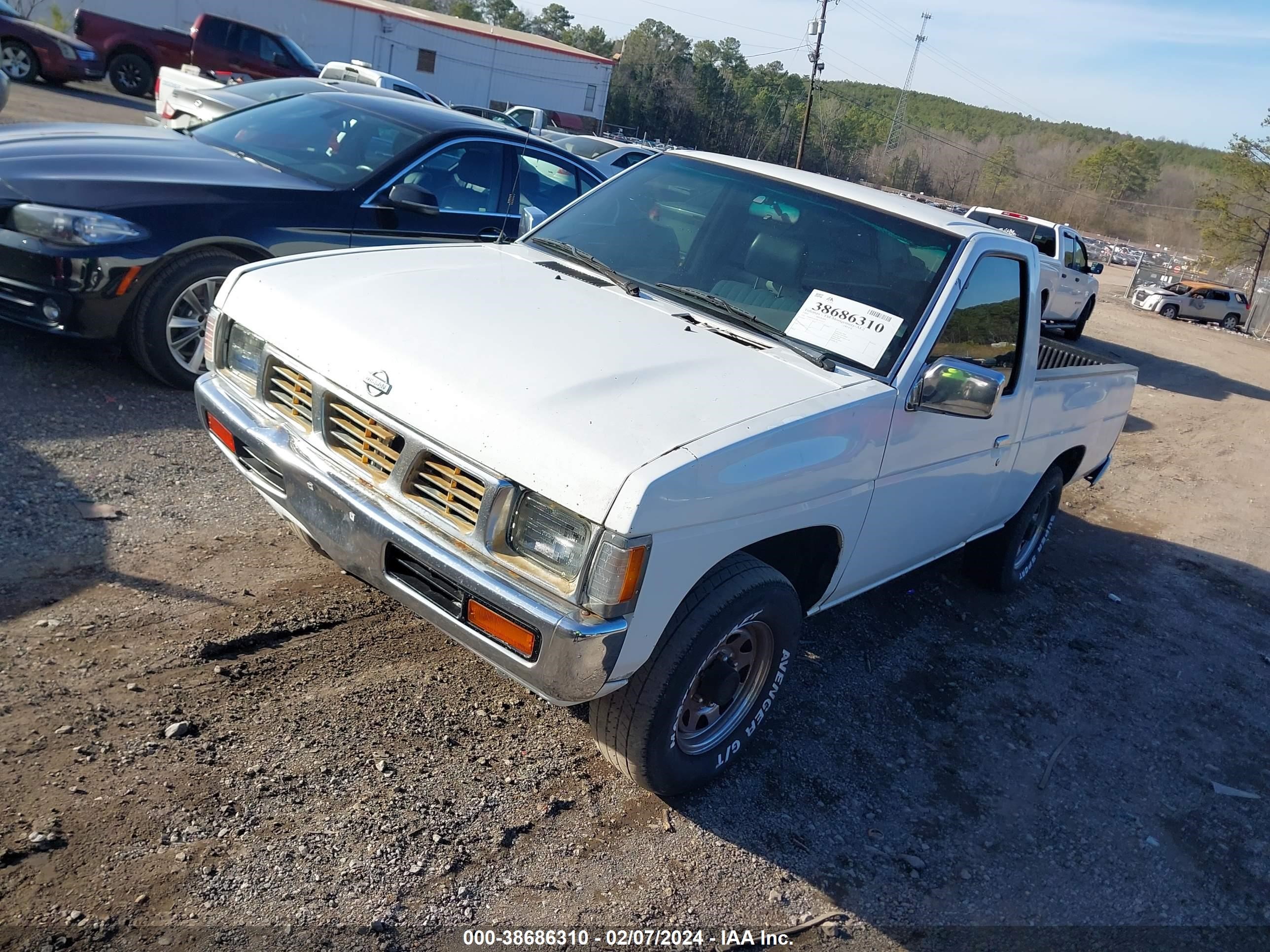 Photo 1 VIN: 1N6SD11S5SC321212 - NISSAN ALL 