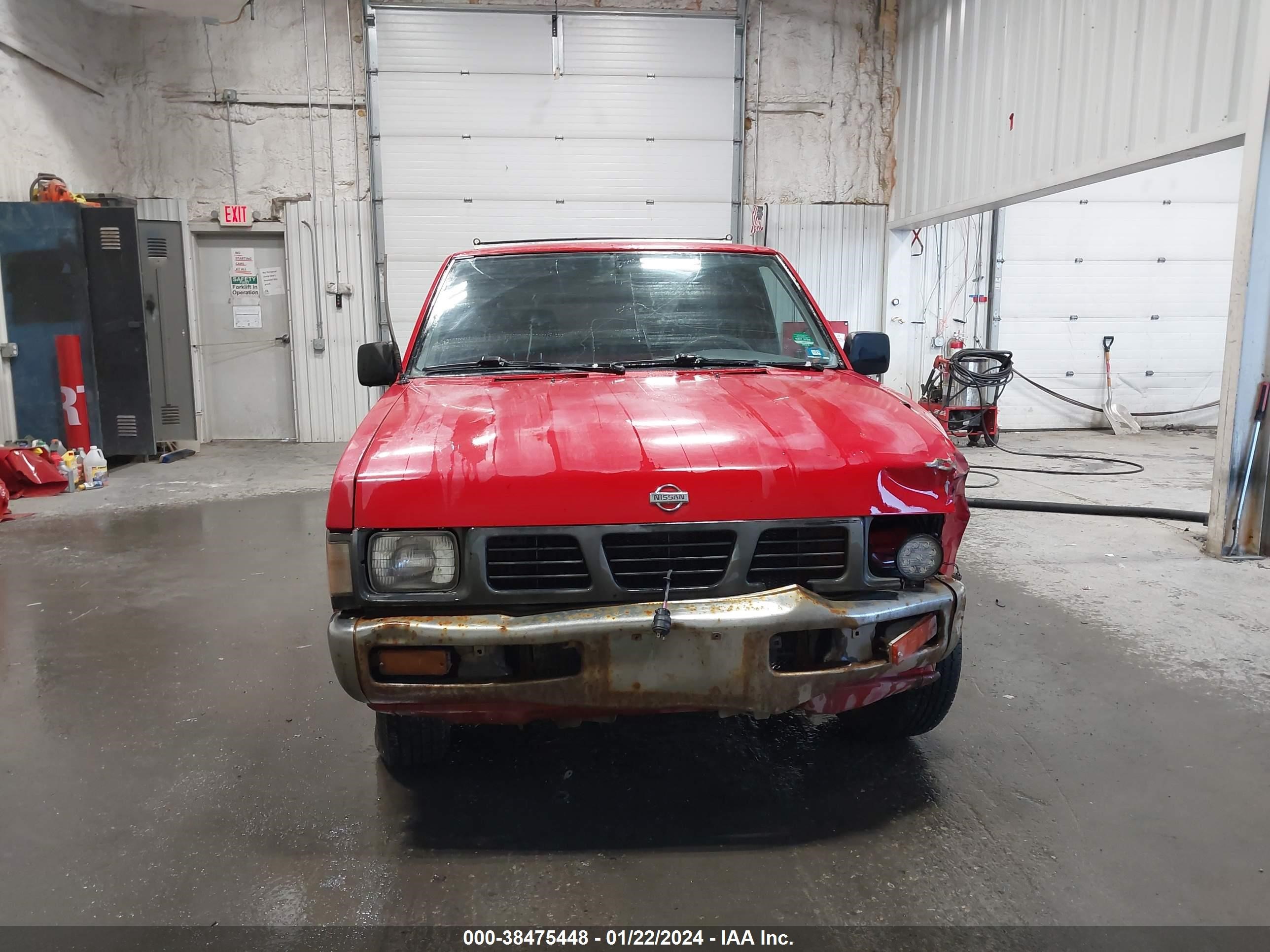 Photo 10 VIN: 1N6SD11S6RC406442 - NISSAN ALL 