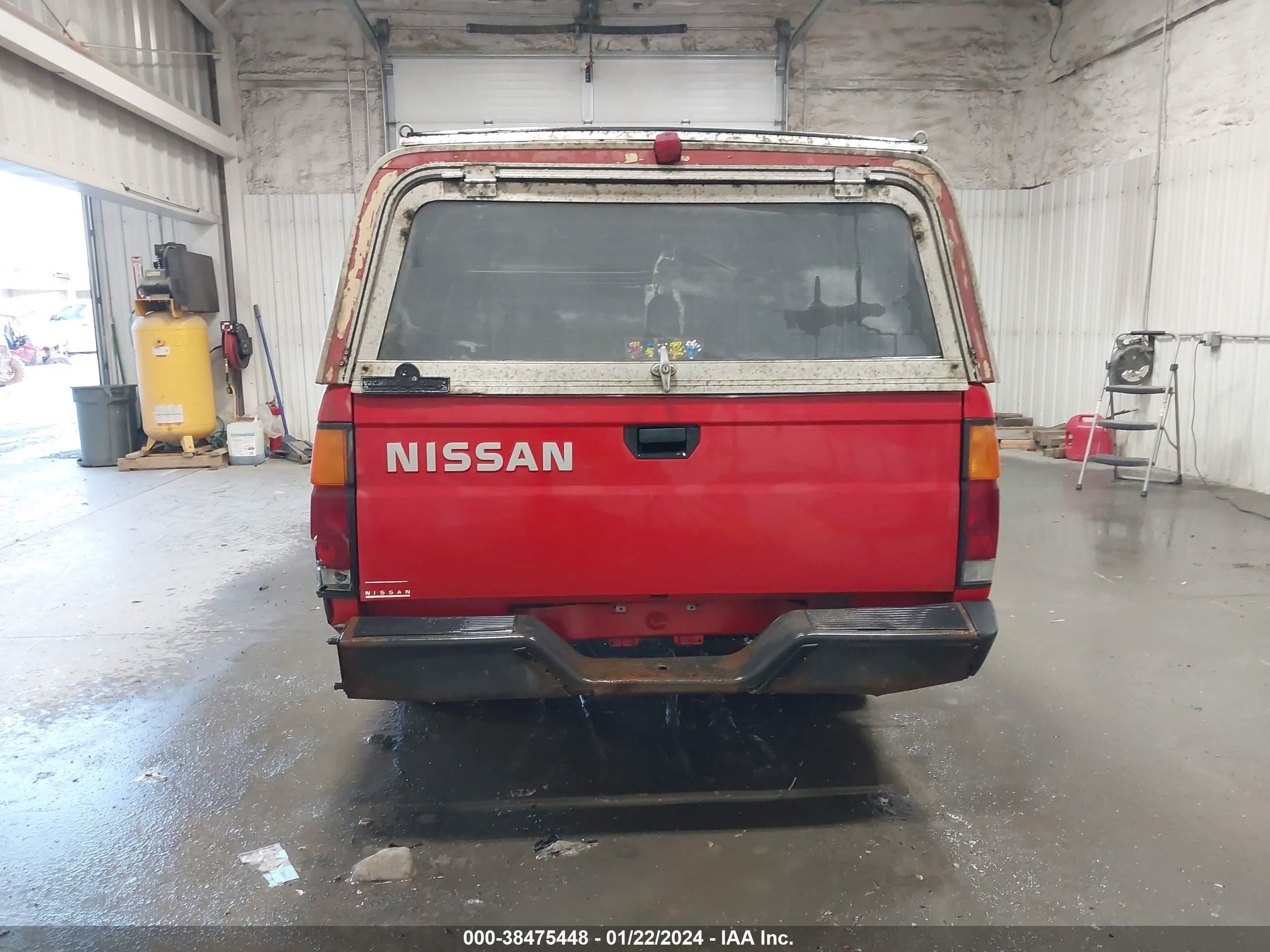 Photo 14 VIN: 1N6SD11S6RC406442 - NISSAN ALL 