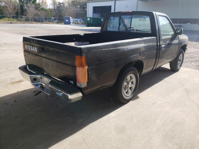 Photo 3 VIN: 1N6SD11S6VC429830 - NISSAN TRUCK BASE 