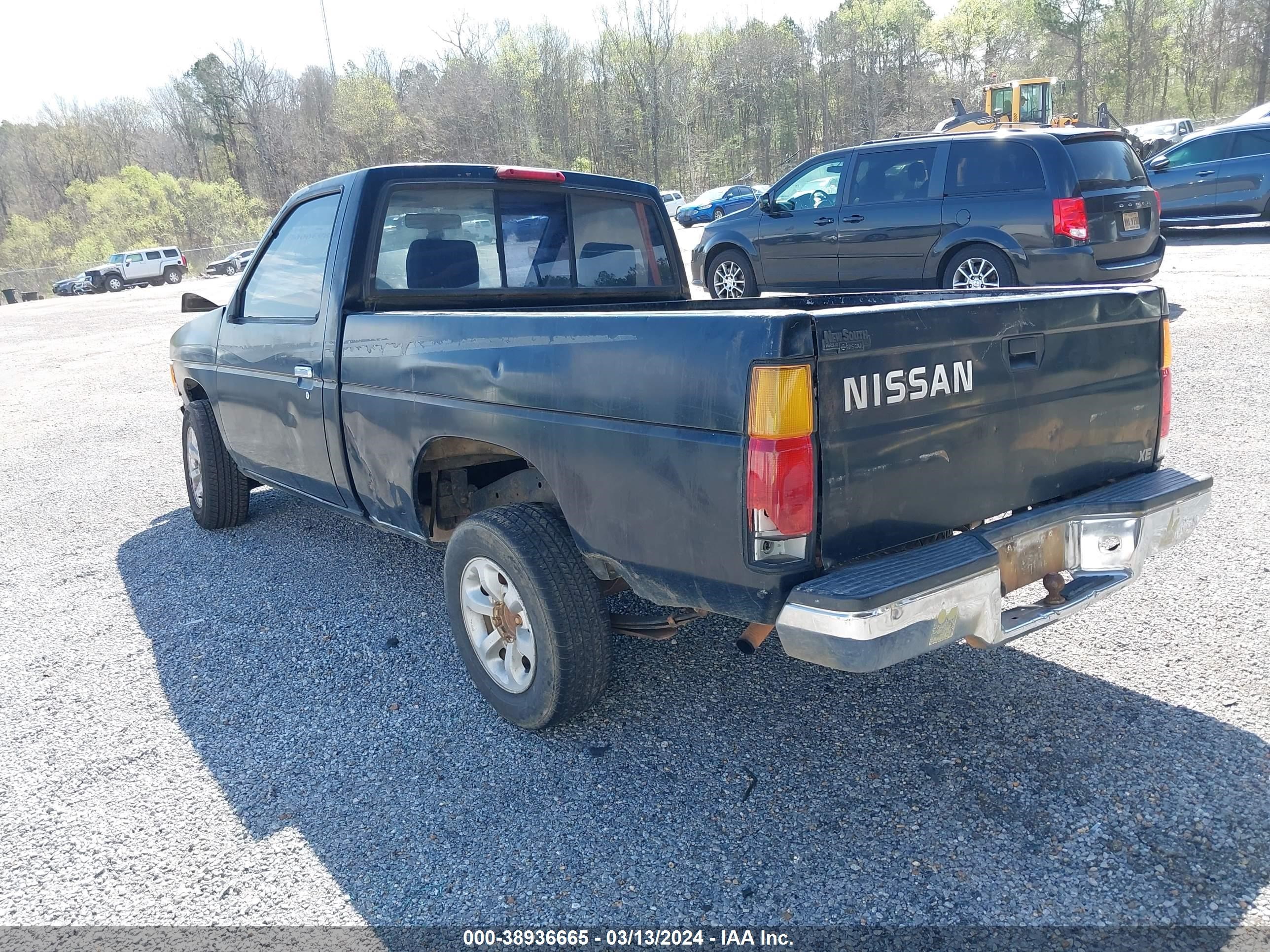 Photo 2 VIN: 1N6SD11S6VC429858 - NISSAN NULL 