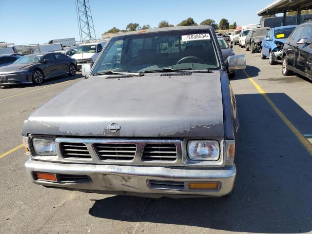 Photo 4 VIN: 1N6SD11S7VC321037 - NISSAN TRUCK BASE 