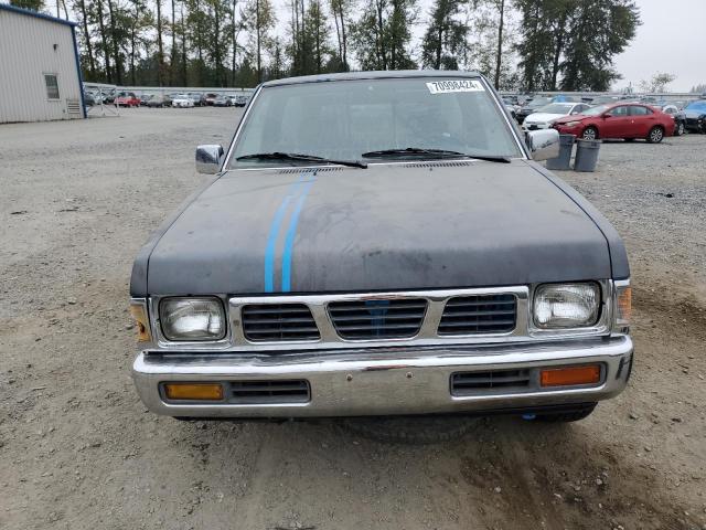 Photo 4 VIN: 1N6SD11S9TC365277 - NISSAN TRUCK BASE 