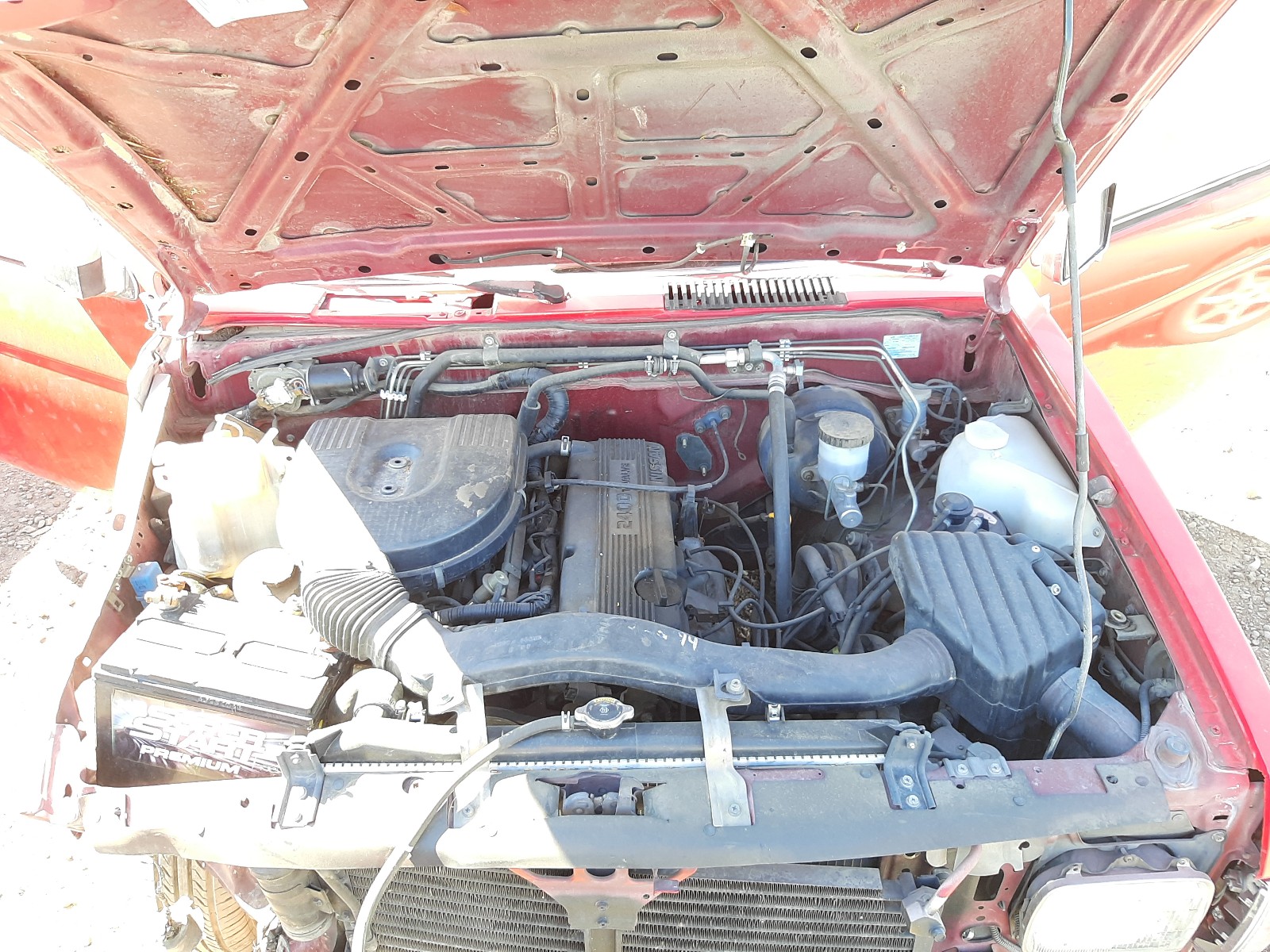 Photo 6 VIN: 1N6SD11SXRC353065 - NISSAN TRUCK BASE 