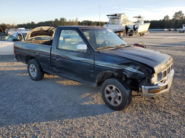 Photo 3 VIN: 1N6SD11SXTC327993 - NISSAN TRUCK BASE 