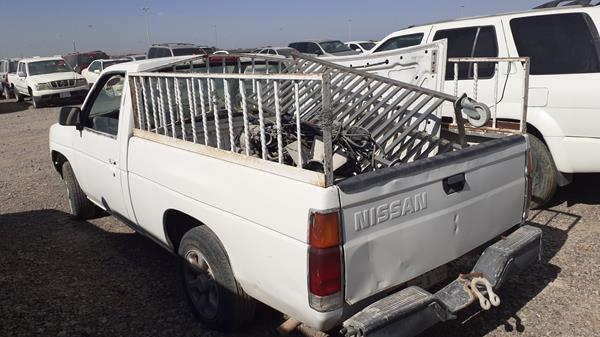 Photo 4 VIN: 1N6SD11SXVC336194 - NISSAN PICKUP 