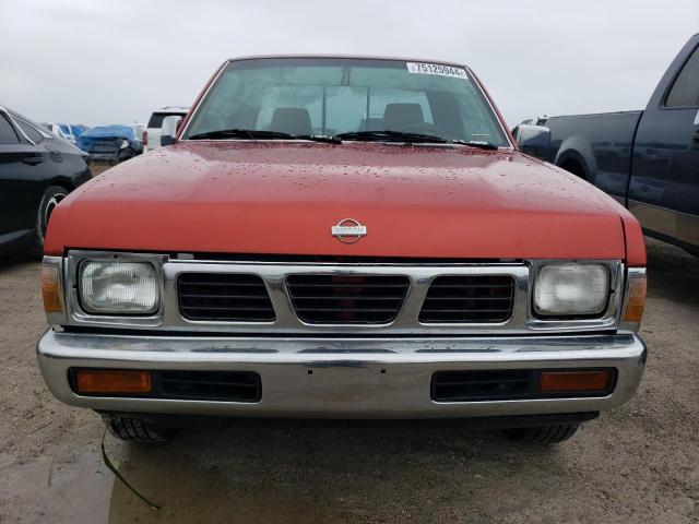 Photo 4 VIN: 1N6SD16S2VC384183 - NISSAN TRUCK KING 