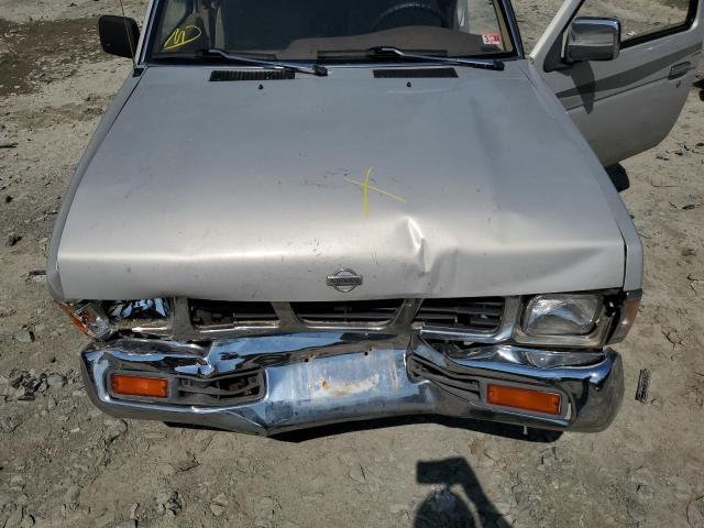 Photo 10 VIN: 1N6SD16S2VC398858 - NISSAN TRUCK KING 