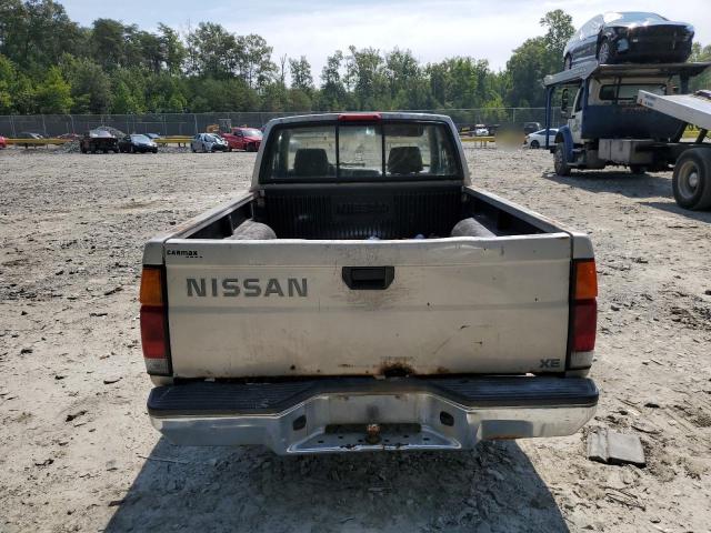 Photo 5 VIN: 1N6SD16S2VC398858 - NISSAN TRUCK KING 